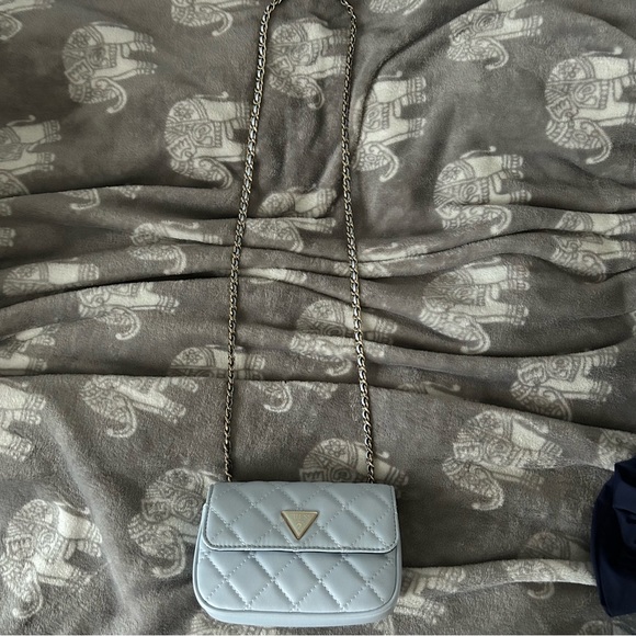 Guess cross body bag - Picture 2 of 6